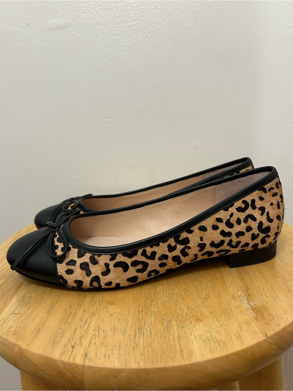 Kate Spade New York Marble S1700842 Leopard Calf Hair Bow Ballet Flats – Size 6
